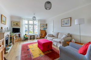 Sitting Room- click for photo gallery